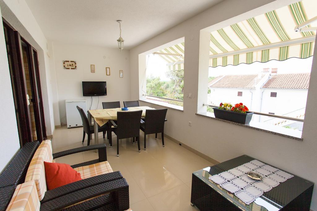 Apartman Kondic Omišalj Chambre photo