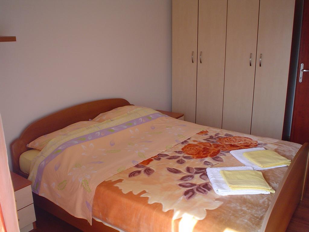 Apartman Kondic Omišalj Chambre photo